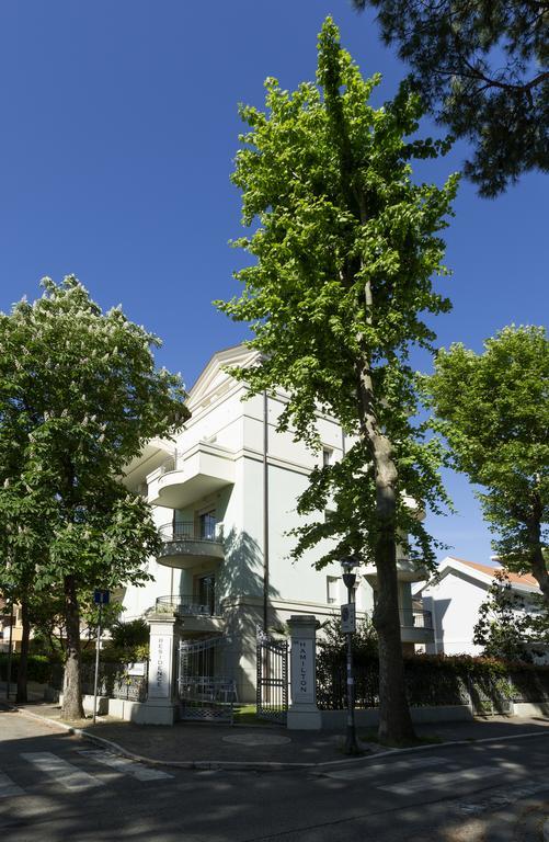 Residence Hamilton 리치오네 외부 사진